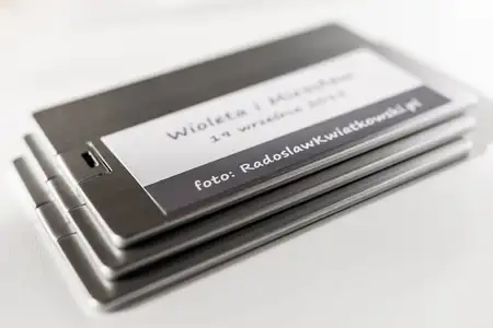 pendrive za zdjęciami
